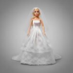 Muñeca Tiny Novia 30 Cm Con Accesorios Sebigus - Imagen 3