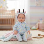 Muñeca Bebé Jirafa Tiny Con Accesorios 32 Cm Babymovil - Imagen 6