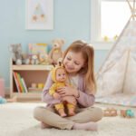 Muñeca Bebé Jirafa Tiny Con Accesorios 32 Cm Babymovil - Imagen 8