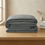 Acolchado Blanco Eleven Basic Reversible Liso 1 1/2 Plaza Gris - Imagen 2