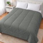 Acolchado Blanco Eleven Basic Reversible Liso 1 1/2 Plaza Gris